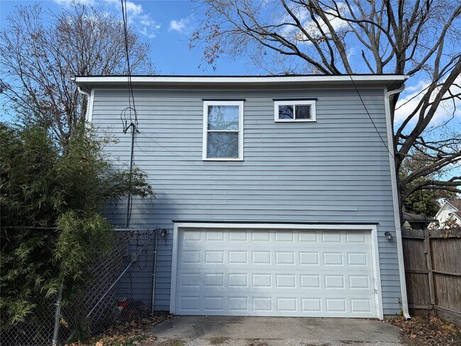 Foto del edificio - 334 W 22nd St