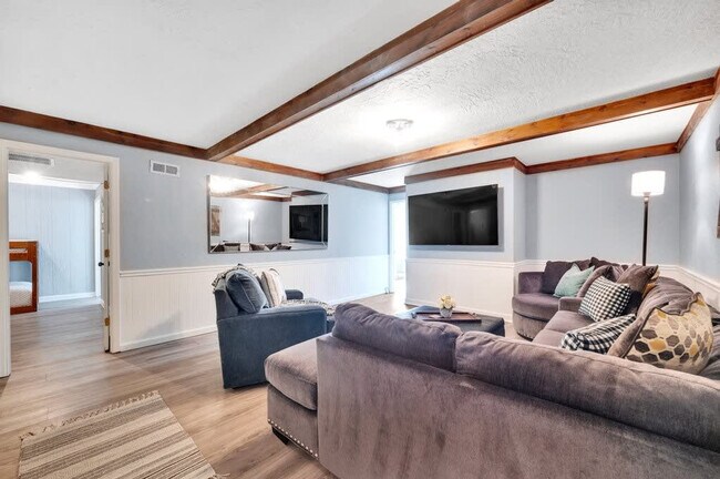 Foto del edificio - 10 High Meadows Dr