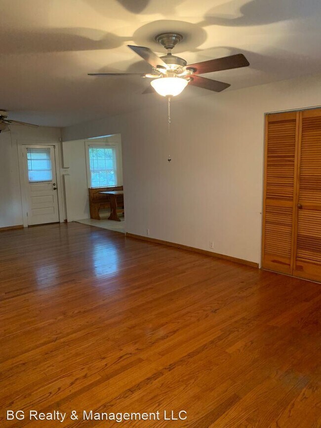 Building Photo - 2 br, 1 bath House - 127 Adrienne St