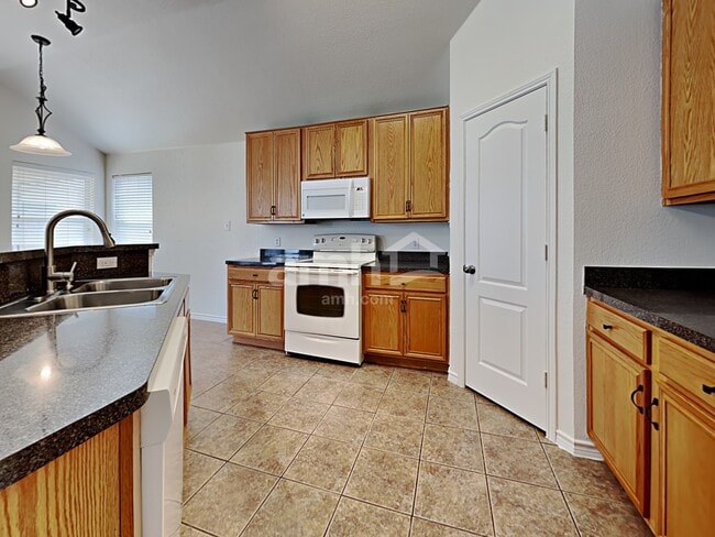 Foto del edificio - 3540 Desert Mesa Rd