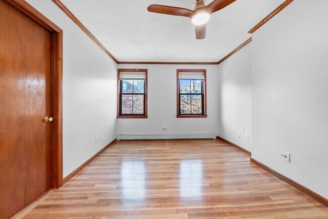 Foto del edificio - 248 Shawmut Ave