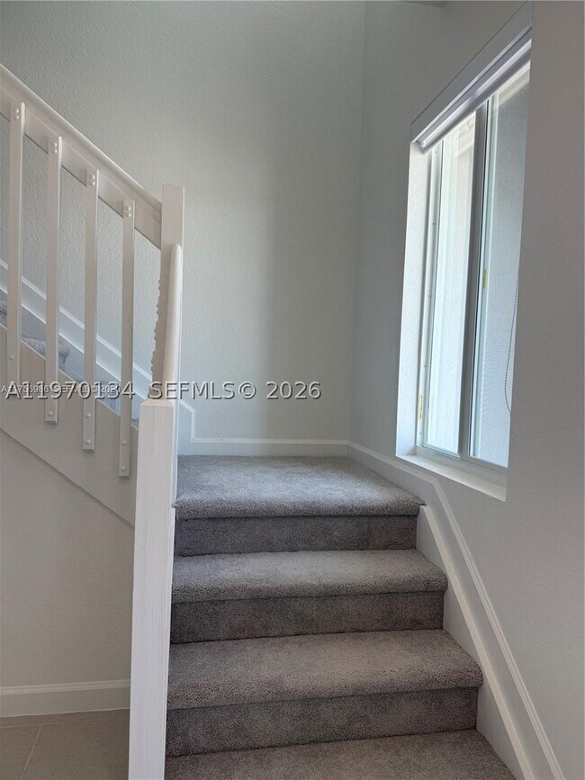 Foto del edificio - 621 SE 13th St Cir