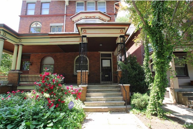Building Photo - 536 S. 48th St.