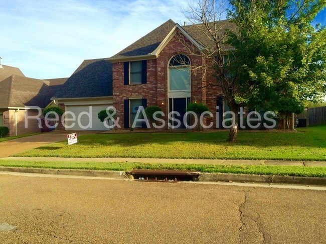 Building Photo - 10224 Woodland Hills Dr