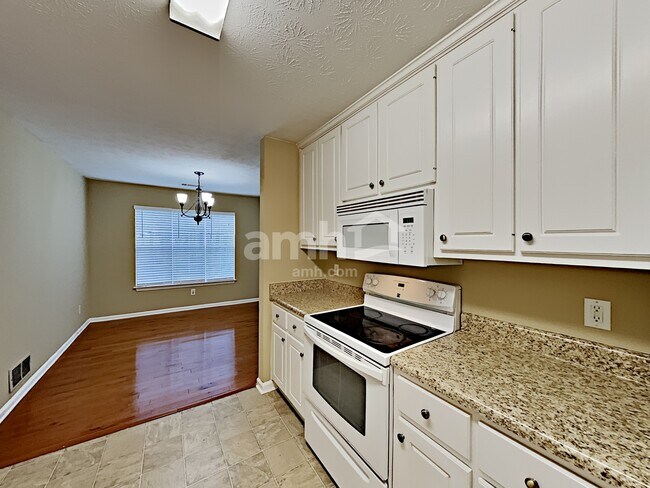 Foto del edificio - 4101 S Fork Dr