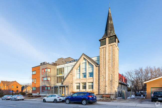 Photo du bâtiment - ALMA Sandy Hill