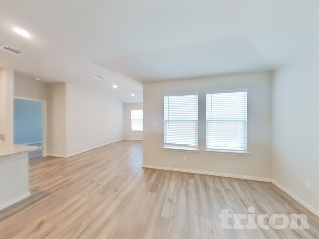 Building Photo - 5804 Zoey Wy