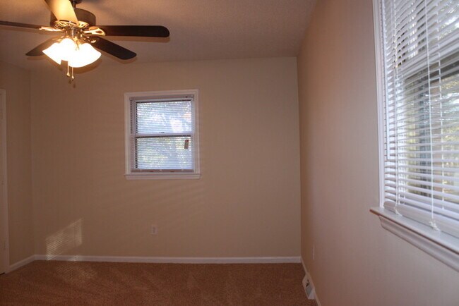 Building Photo - 6600 Weldon Cr Concord, NC 28027