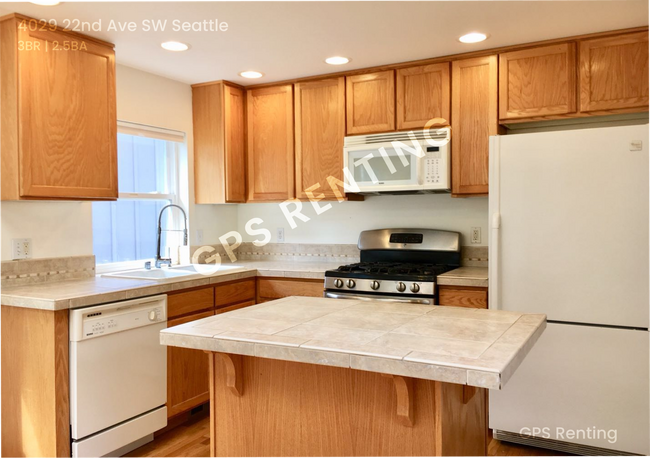 Building Photo - West Seattle Single Family Home - Close To...