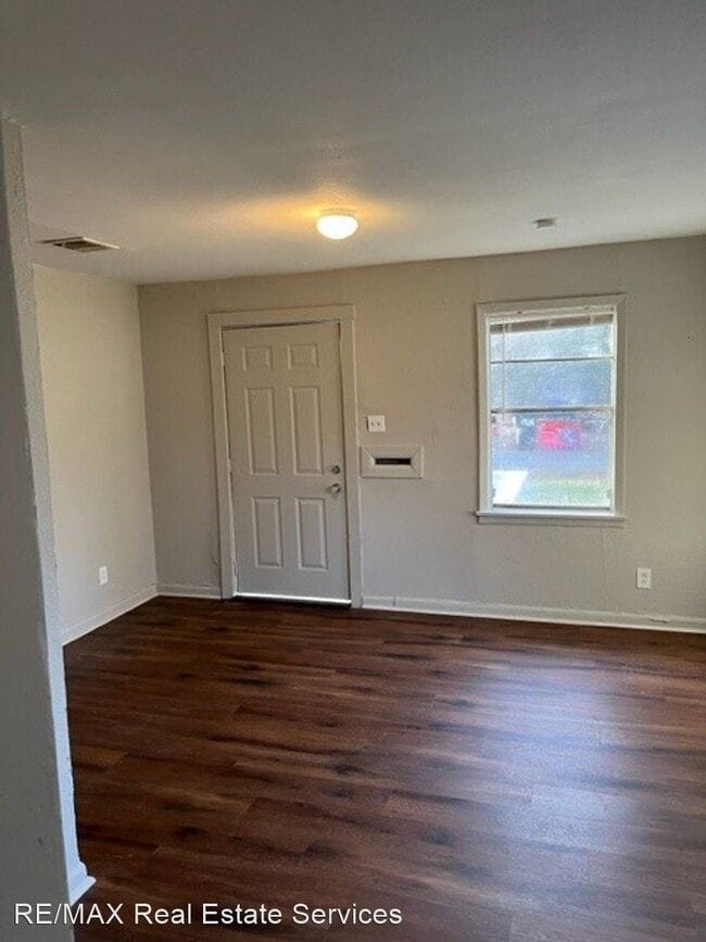 Building Photo - 2 br, 1 bath House - 1840 Clanton