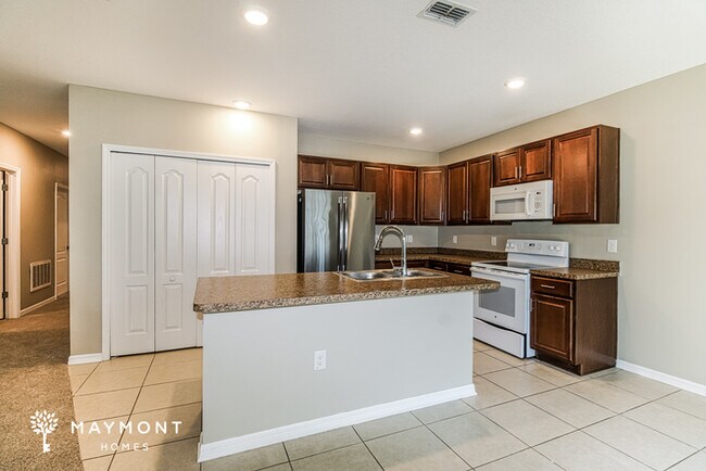Foto del edificio - 7470 Blackhawk Trail