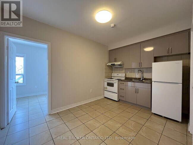 Photo du bâtiment - 1228 Danforth Ave