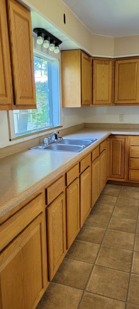 Building Photo - 3 Bed 1 Bath Single Family Home in Wausau