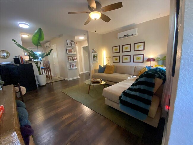 Foto del edificio - 1404 W 12th St