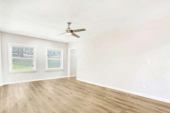 Building Photo - 2117 Beecher Cir Sw
