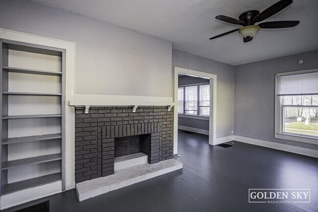 Foto del edificio - 1103 Mourer St