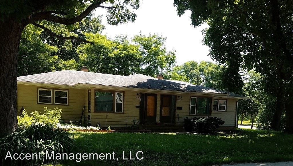 Primary Photo - 5220 Turner Ave