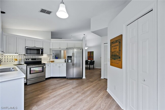Foto del edificio - 3740 Fieldstone Blvd