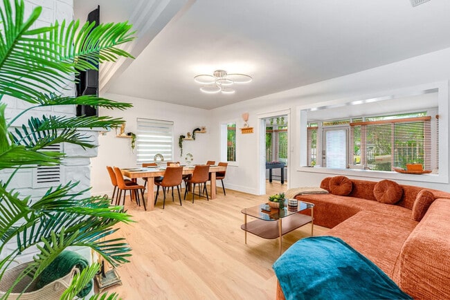 Foto del edificio - 1336 NE 14th Ave