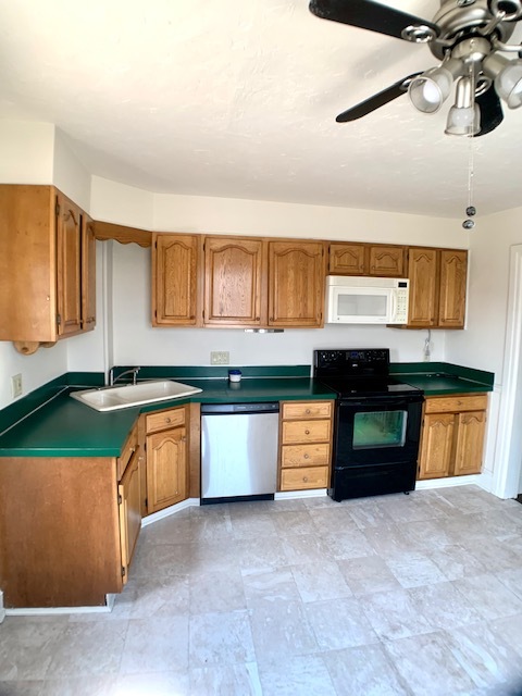 Kitchen 1 - 321 Stock St