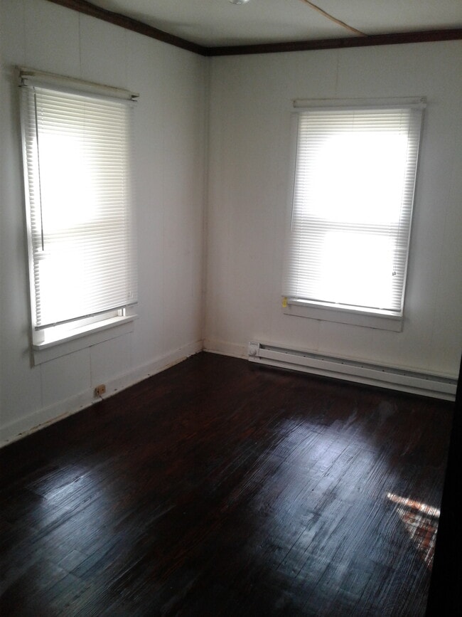 Building Photo - 2853 W Olive St