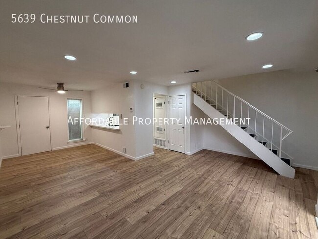 Photo - 5639 Chestnut Common Townhome