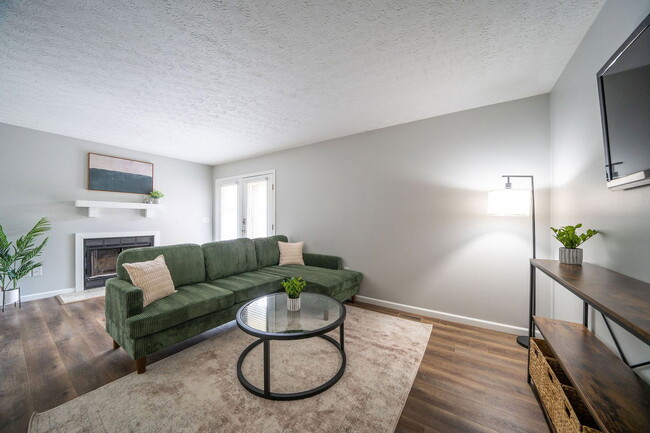 Building Photo - 3136 Griggsview Ct
