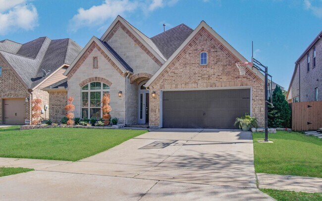 Foto del edificio - 6614 Rising Hills Ln
