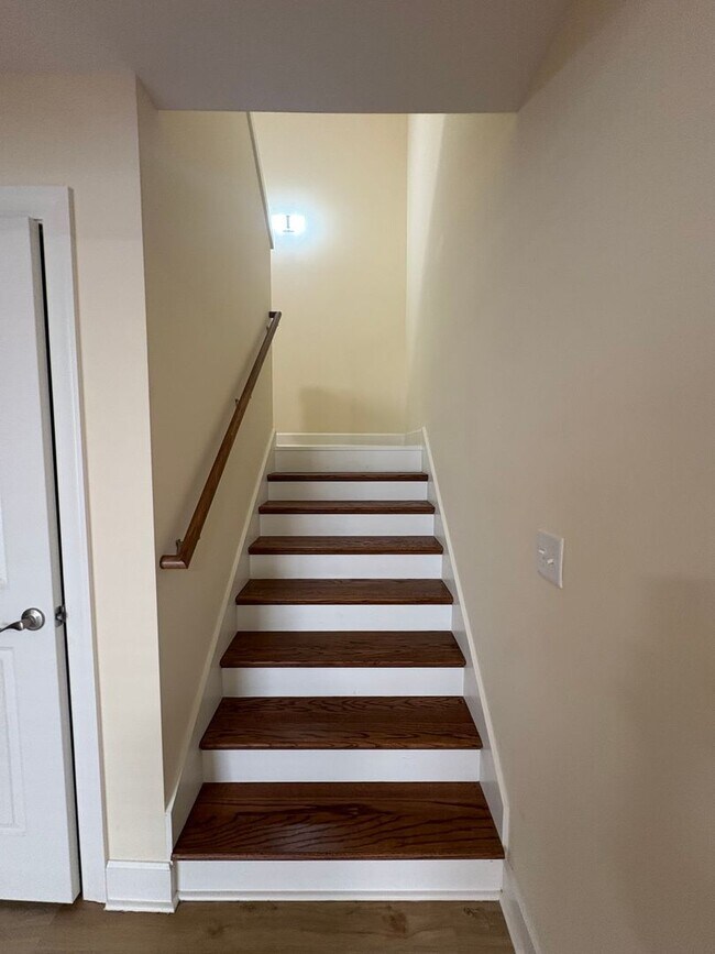 Foto del edificio - 504 Addison Ave