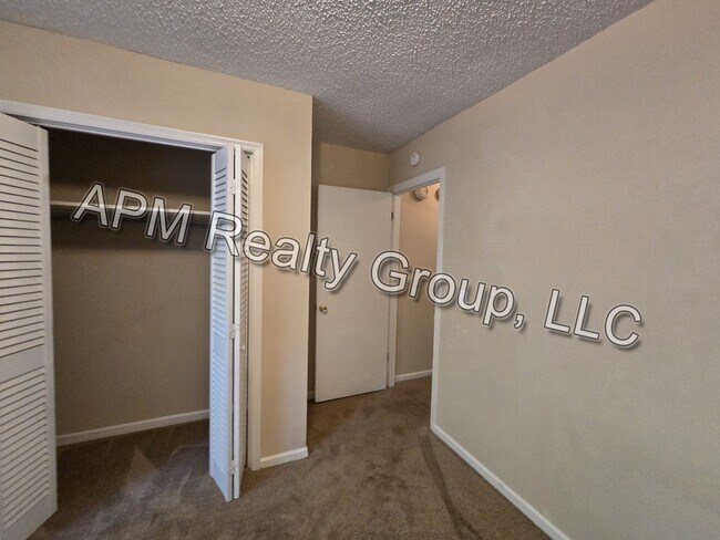 Foto del edificio - Harbison Community family home
