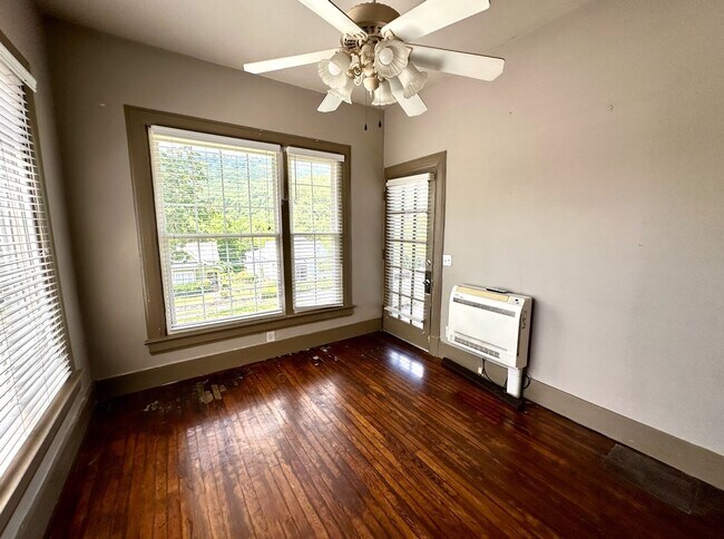 Foto del edificio - 4914 Tennessee Ave