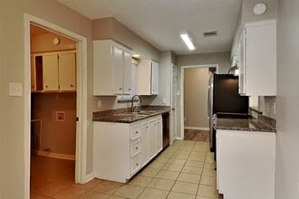 Building Photo - 1070 Red Rock Canyon Dr