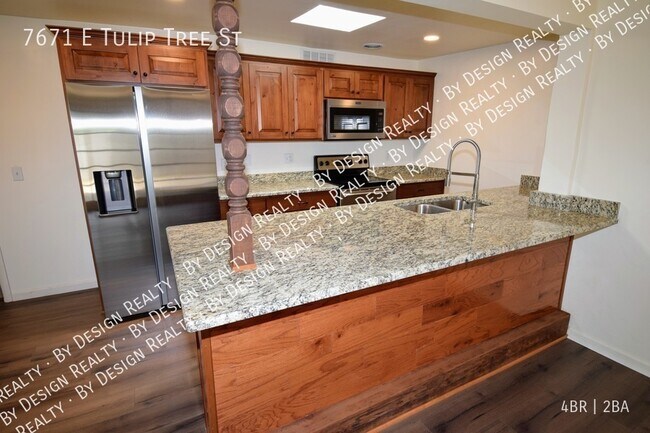 Foto del edificio - Pristine Remodeled Olive Grove 4 Bedroom 2...