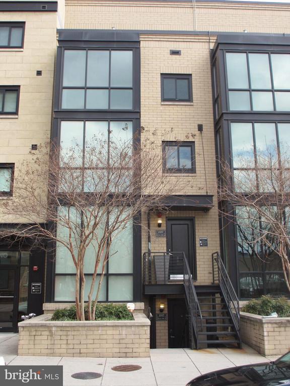 Foto principal - 1937 12th St NW