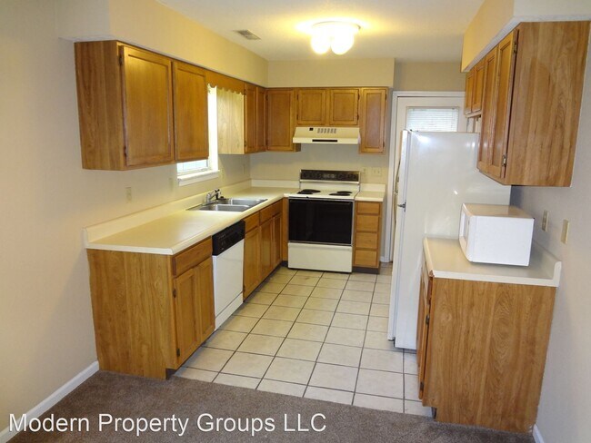 Foto del edificio - 3705 Pimlico Dr