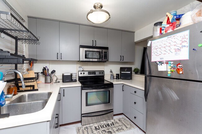 Foto del edificio - $500.00 OFF MOVE IN !!! NORTH PARK AT ITS ...