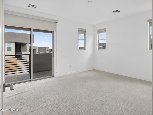 Foto del edificio - 11673 N 136th St