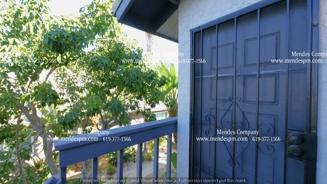 Building Photo - 4654 Idaho St
