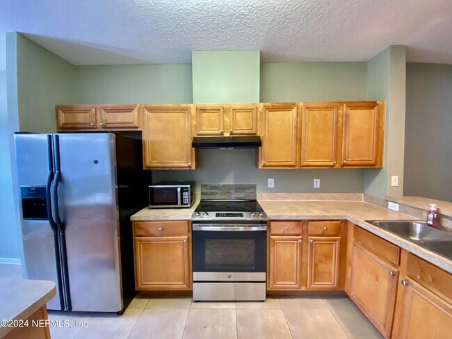 Foto del edificio - 5663 Greenland Rd