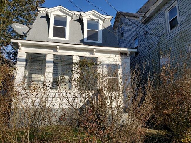 Foto del edificio - Adorable 3 bed 1 bath home For Rent in Bridgeton - $1575