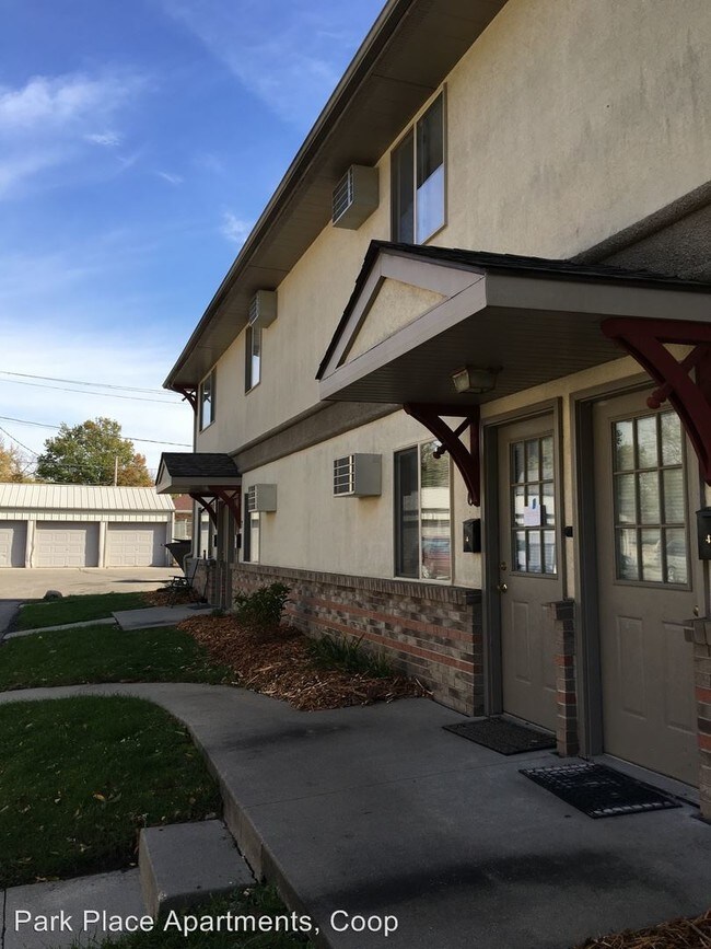 519 N 3rd St, Marshalltown, IA 50158 Condo for Rent in Marshalltown, IA