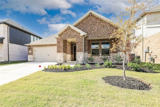 Foto del edificio - 3406 Pat Mayse Dr