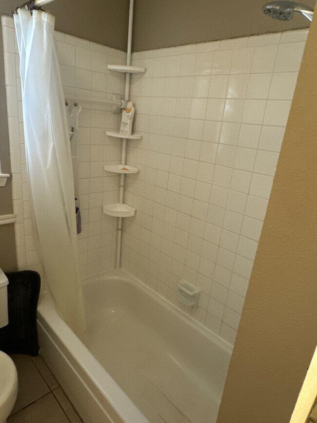 Foto del edificio - 5222 Valleyview Dr