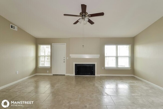 Building Photo - 14619 Hillside Rdg, San Antonio, TX 78233
