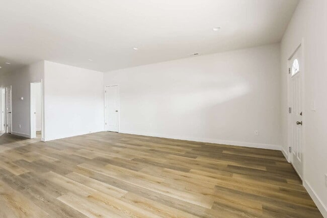 Foto del edificio - 2950 Winthrop Ave