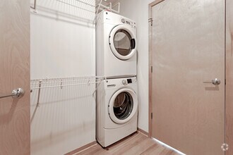 1BR, 1BA Den - Plan N - Lyndy Apartments