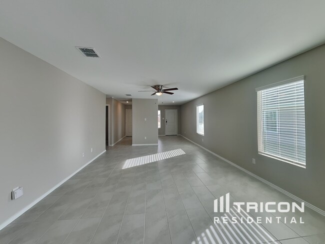 Building Photo - 11827 Mancos Trl