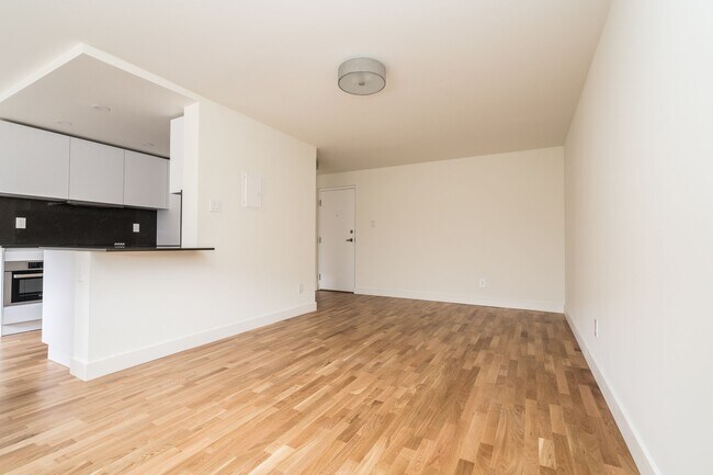 Building Photo - 56 Eccleston Drive