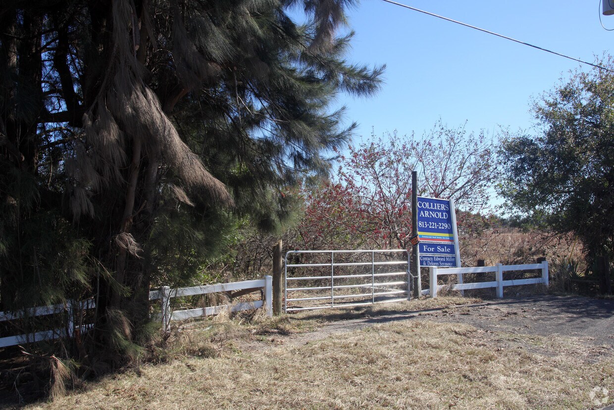 Building Photo - Fern Hill Mobile Home Park