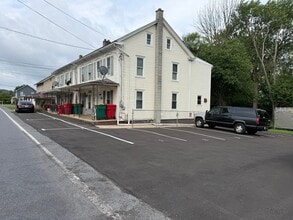 Building Photo - 749 Fritztown Rd